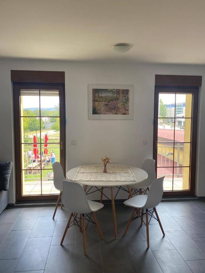 Ferienwohnung Michlfarm Lounge Korneuburg Exterior foto